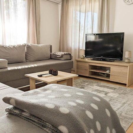 Duplex House Lejlighed Bijeljina Eksteriør billede